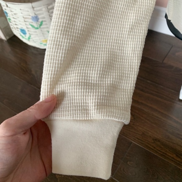 NWOT TNA Alamo waffle knit long sleeve top - Picture 6 of 6